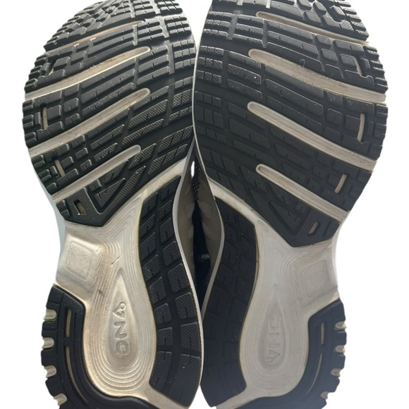 - Brooks Revel Running Shoes Black Gray Mens size 8.5 running - Picture 15 of 15
